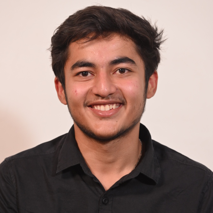 mayank headshot smiling