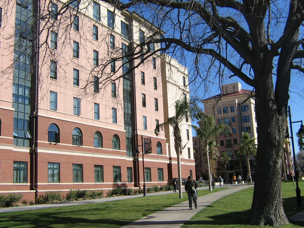 SJSU Campus Village Suites Building C and the pathway leading to campus village