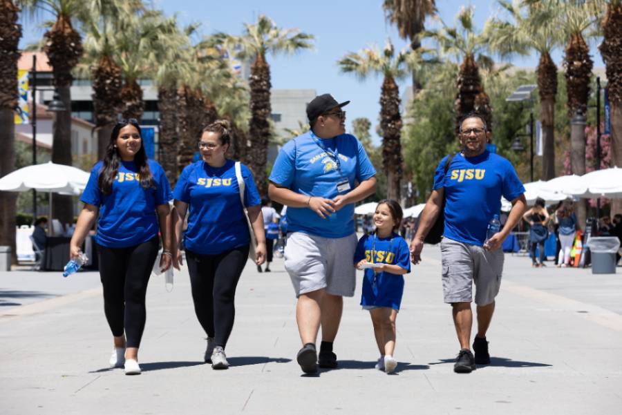 Family of New SJSU Student on 7th Street Plaza