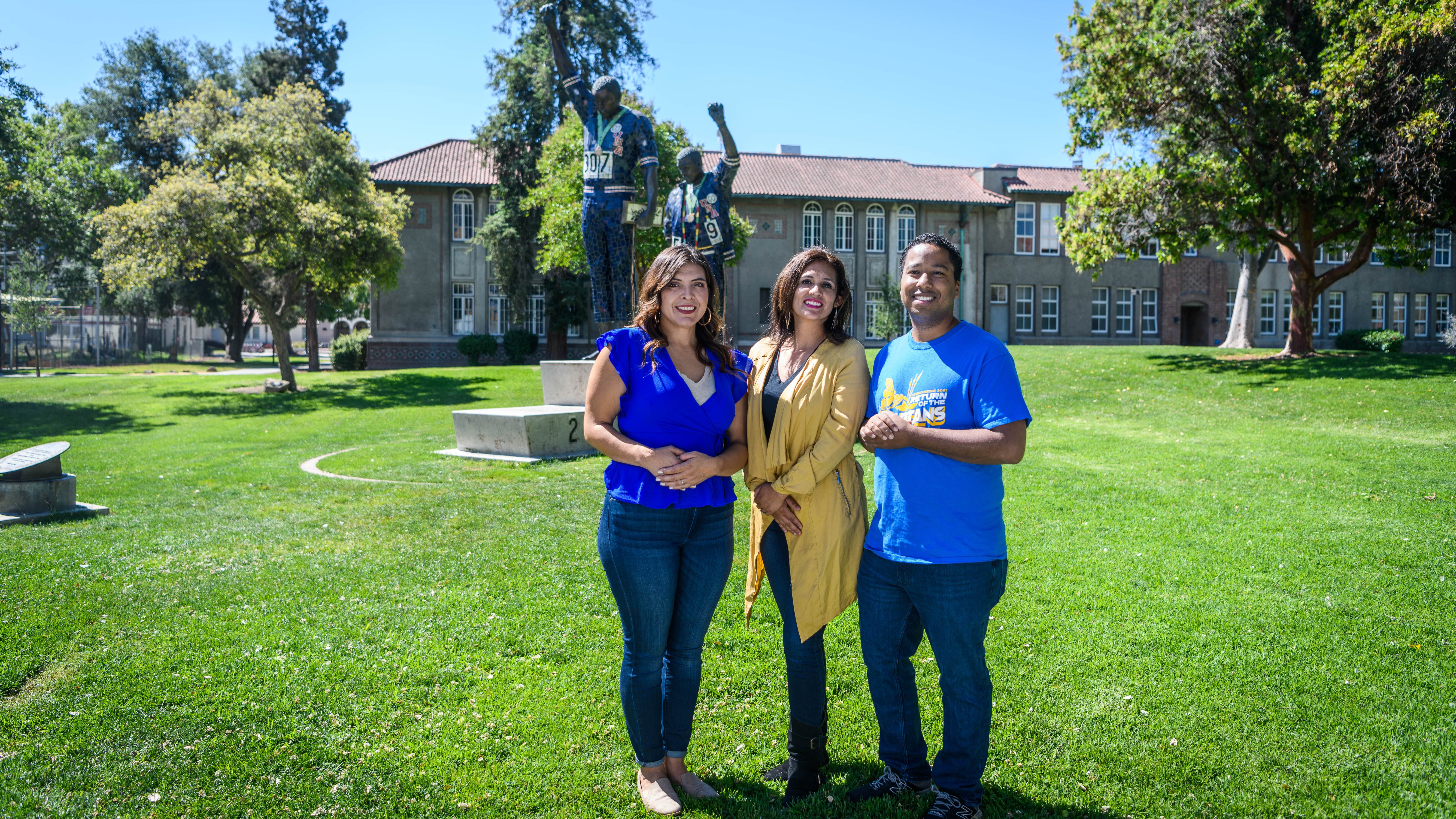 SJSU Online students on campus