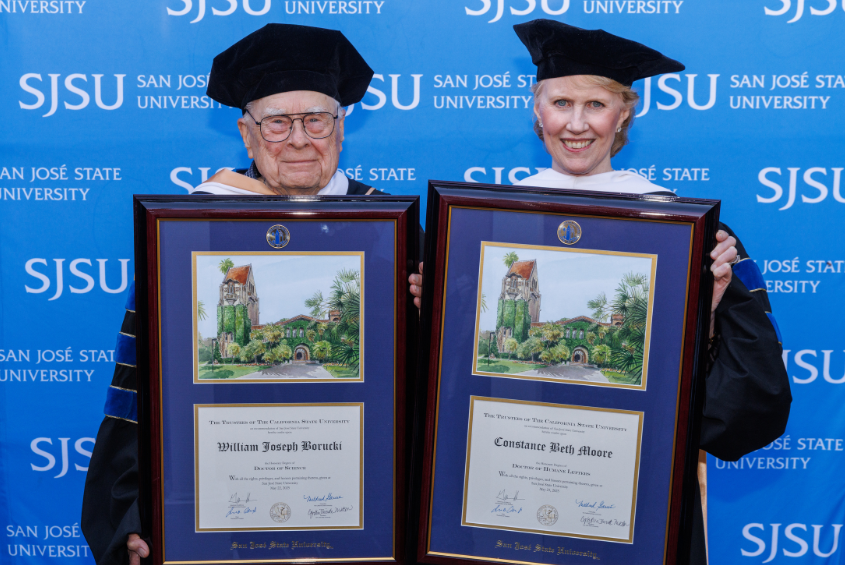 Honorary degree recipients posing for a photograph