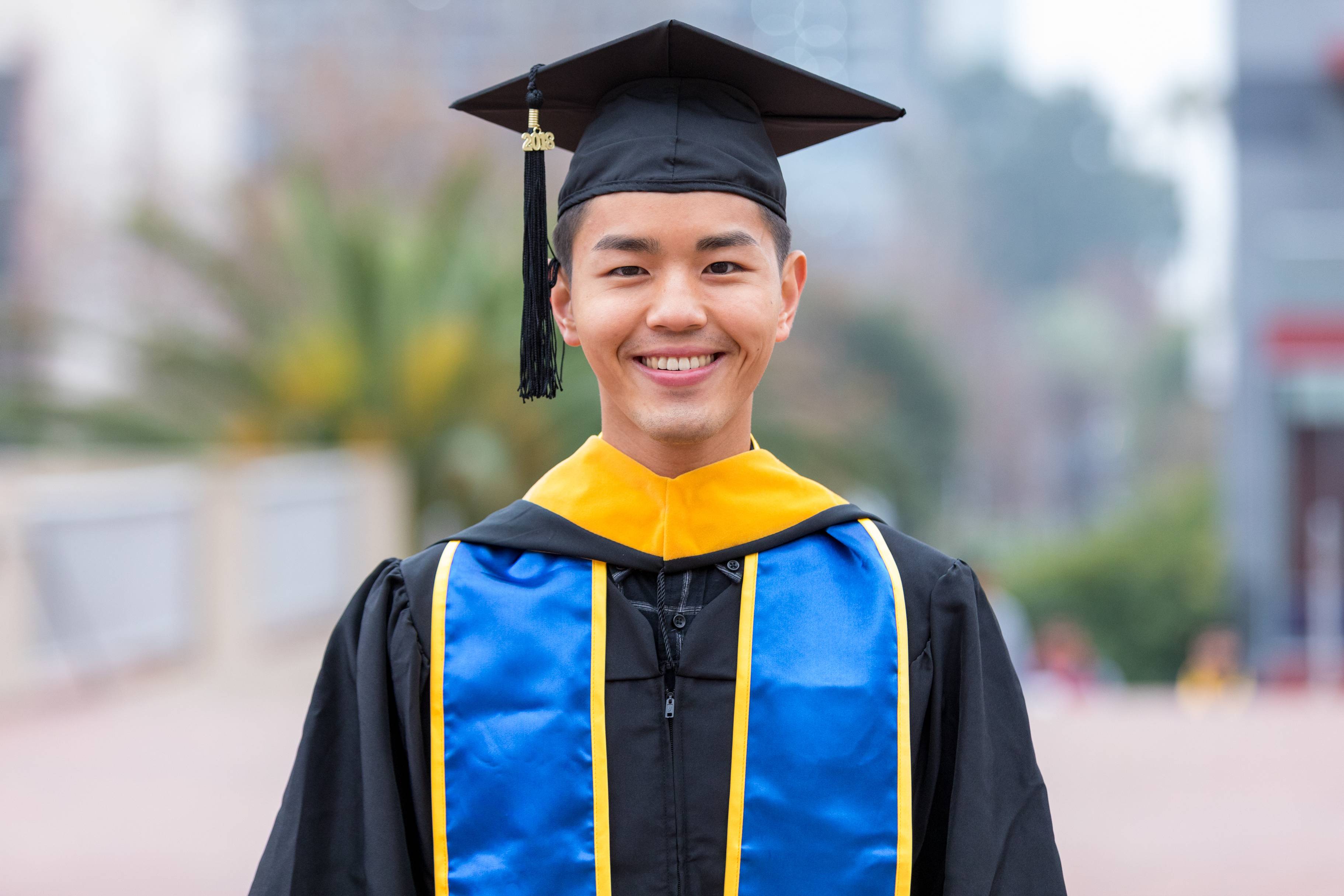 Male SJSU Master's Degree Graduate