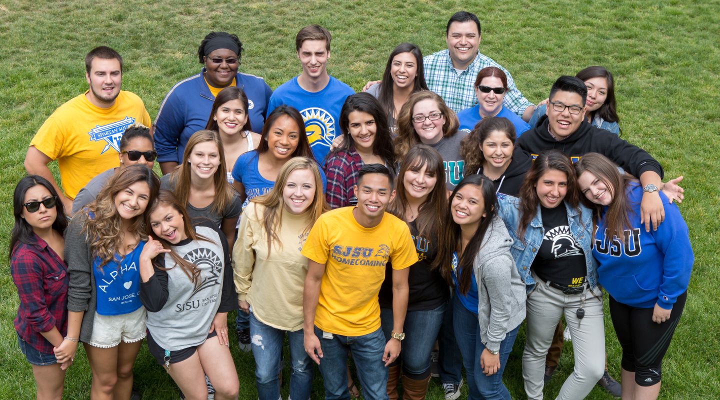 SJSU students on campus.